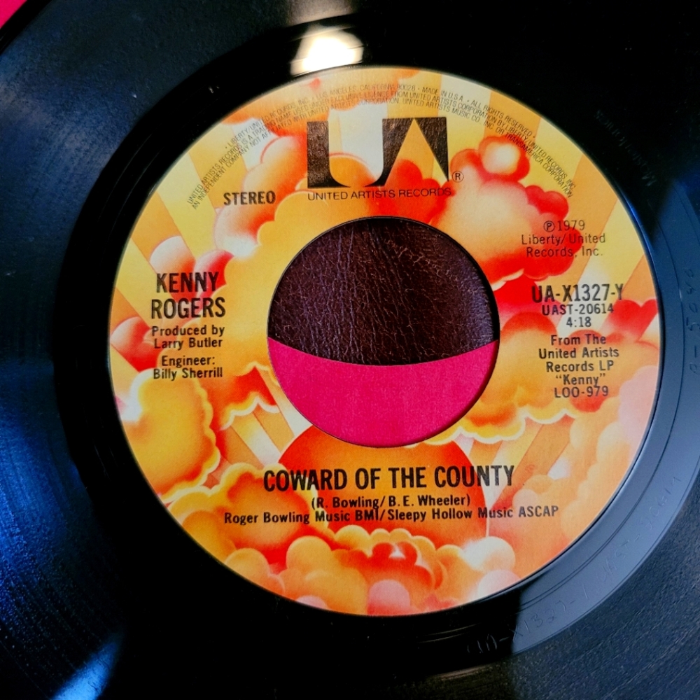 Coward of the County By Kenny Rogers 45 rpm excellent condition 🎶 🎵